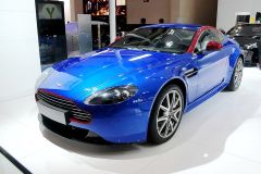 阿斯顿·马丁-V8 Vantage