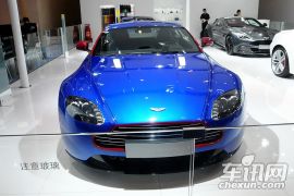 阿斯顿·马丁-V8 Vantage