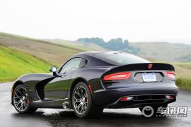 SRT-蝰蛇 2013