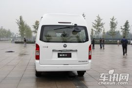 福田汽车-蒙派克 S-2.8T新干线标准型ISF2.8  