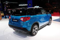 铃木-超级维特拉