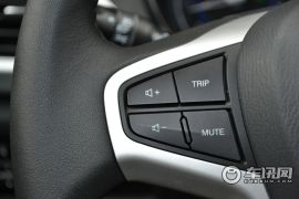 长安汽车-悦翔V7