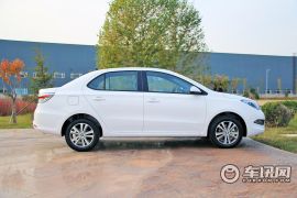 奇瑞汽车-艾瑞泽3-1.5L 手动旗舰型