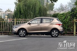 天津一汽-骏派D60-1.8L 自动尊贵型 