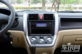 福汽新龙马-启腾M70-1.2L进取型LJ469Q-AE2