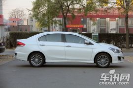 2015款 1.6L 自动精英版