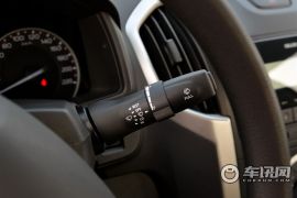 江西五十铃-D-MAX-2.5T两驱 手动豪华型4JK1  ￥14.28