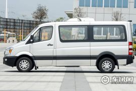 厦门金龙联合-凯特-2.8T轻型客车豪华型SC28R