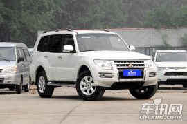 三菱-帕杰罗-3.0L 精英超越版 国V