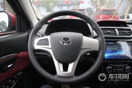 北汽银翔-幻速H2-1.5L 自动尊贵型  ￥6.88