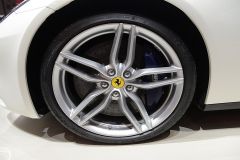 法拉利-法拉利FF