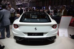 法拉利-法拉利FF