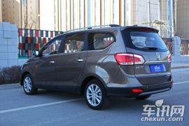 宝骏-宝骏730-1.8L 手动豪华导航ESP版 7座