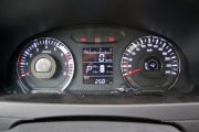 力帆汽车-力帆820-2.4L 自动旗舰型  ￥0.0