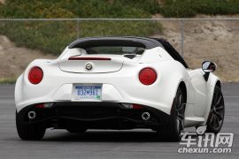 阿尔法罗密欧-阿尔法罗密欧 4C Spider 2015