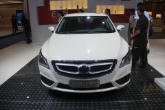 北京汽车-绅宝D60