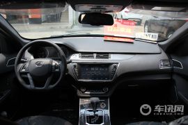 陆风汽车-陆风X7-2.0T 全景尊享版