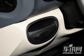 华泰汽车-圣达菲经典1-1.8T 手动两驱导航版  ￥9.57