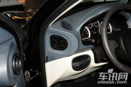 华泰汽车-圣达菲经典1-1.8T 手动两驱导航版  ￥9.57