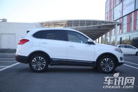 奇瑞汽车-瑞虎5-1.5T 手动智云版