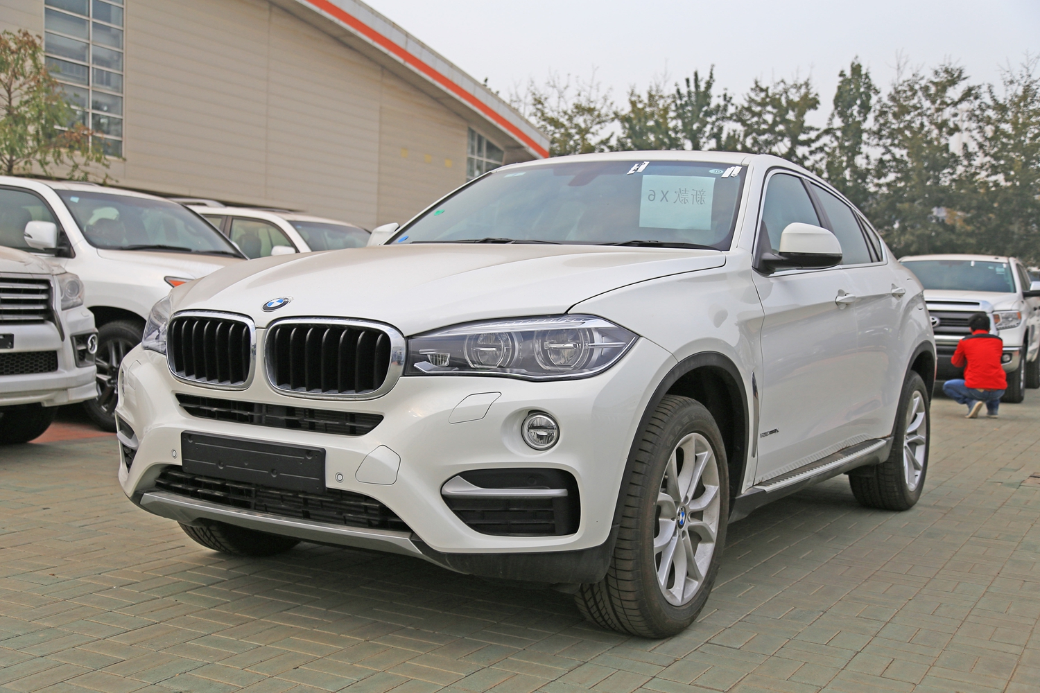 car_default_0C3F24E02C899463504DBF347390020B.JPG