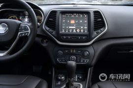 广汽菲克-自由光-2.4L 全能版  ￥31.58