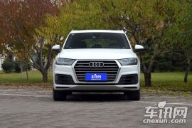 奥迪-奥迪Q7-45 TFSI 运动型  ￥0.0
