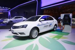 吉利汽车-新帝豪EV