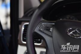 上汽商用车-上汽大通G10-2.0T 6AT 旗舰版