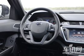 陆风汽车-陆风X7-2.0T 全景尊贵版  ￥13.98