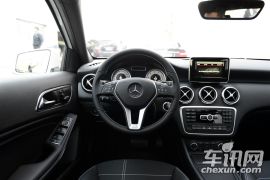 奔驰-奔驰A级-A 200  ￥27.9