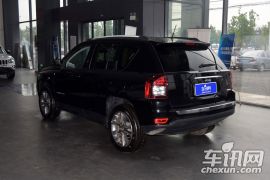 Jeep-指南者-2.0L 两驱豪华版  ￥24.49