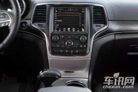 Jeep-大切诺基-3.6L 旗舰尊耀版  ￥75.99
