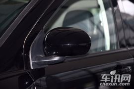 Jeep-指南者-2.0L 两驱豪华版  ￥24.49