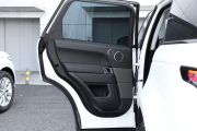 路虎-揽胜运动版-3.0 V6 SC HSE  ￥104.8