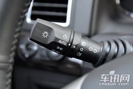 通用雪佛兰-科帕奇-2.4L 四驱旗舰版 7座  ￥20.99