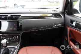 众泰汽车-众泰T600-2.0T 手动旗舰型  ￥12.38