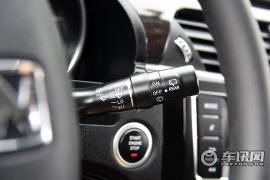 众泰汽车-众泰T600-家用版 2.0T 手动精英型  ￥8.98