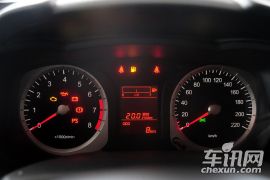 启辰-启辰R50-1.6L 手动精彩版