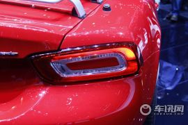 菲亚特-124 Spider