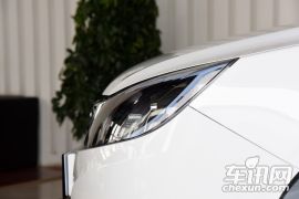 比亚迪-比亚迪e5-300 豪华型