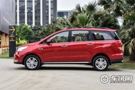 北汽银翔-北汽幻速H3F-1.5L 豪华型 7座