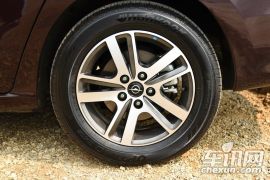 海马汽车-海马V70-1.5T 自动适・畅型6座