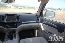 福田汽车-萨瓦纳-2.8T 四驱柴油尊享版5座