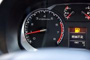 长城汽车-哈弗H5-经典版 2.0T 柴油 手动四驱尊贵型