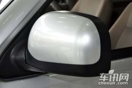 江铃汽车-宝威-2.8T 两驱5座LX  ￥9.58