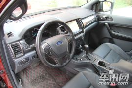 江铃汽车-撼路者-2.0T 汽油四驱旗舰版