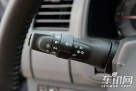 江西五十铃-五十铃mu-X-3.0T 四驱手动探索型 5座