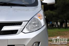 上汽通用五菱-五菱荣光V