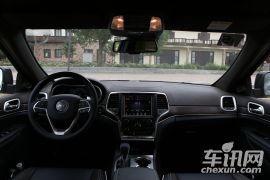 Jeep-大切诺基-3.6L 豪华导航版